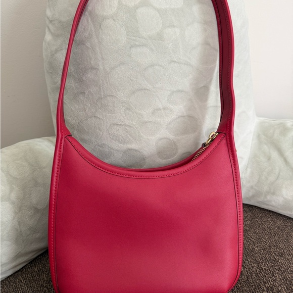 Coach Originals Zip Curve Bag LIKE NEW - Picture 5 of 6